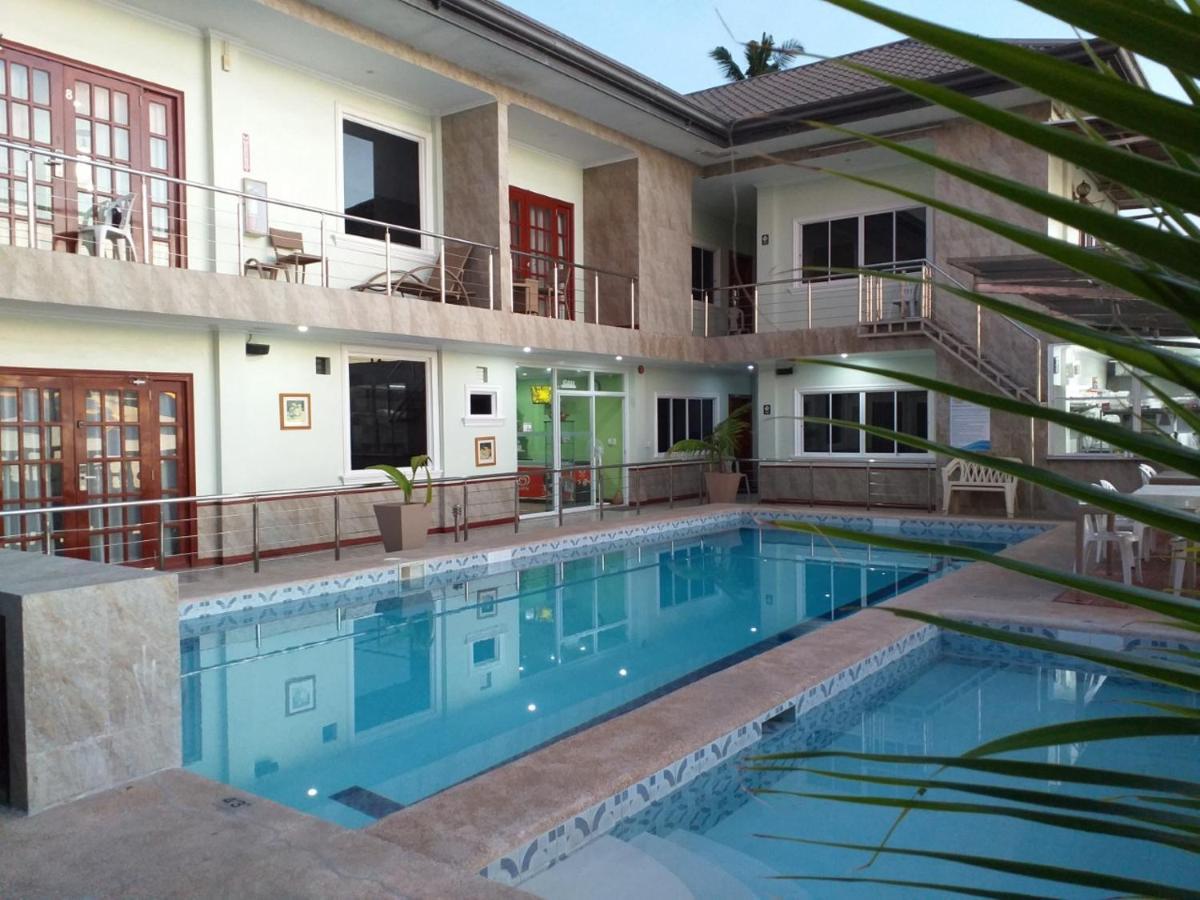 Ocean Breeze Resort 톨레도 외부 사진