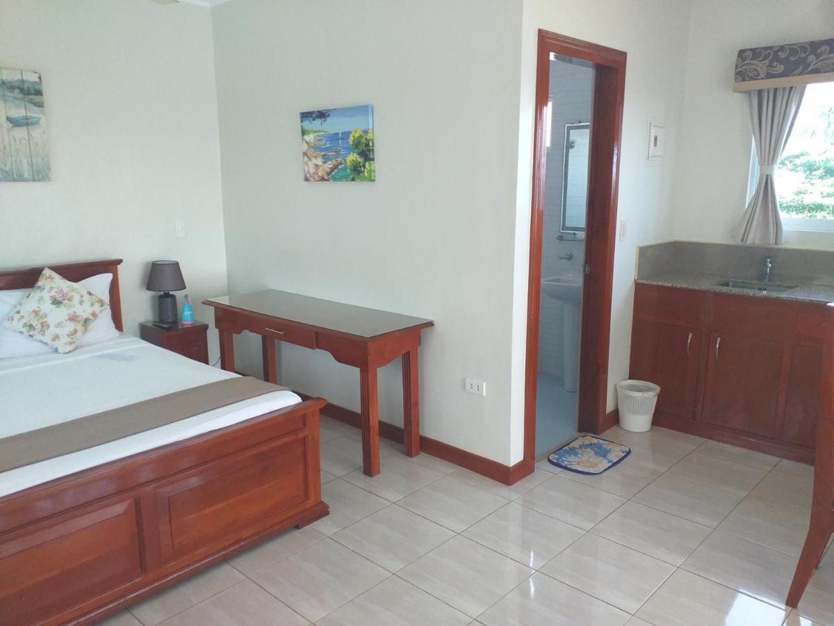 Ocean Breeze Resort 톨레도 외부 사진
