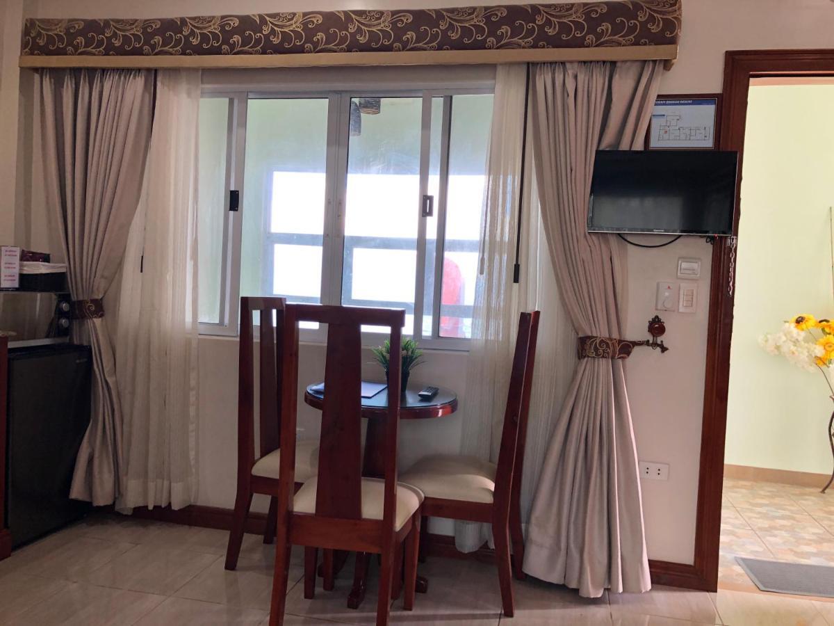 Ocean Breeze Resort 톨레도 외부 사진